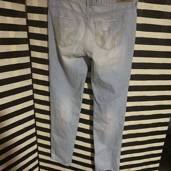 Hollister Light Washed Pin Striped Destroyed Jeans - Picture 2 of 7
